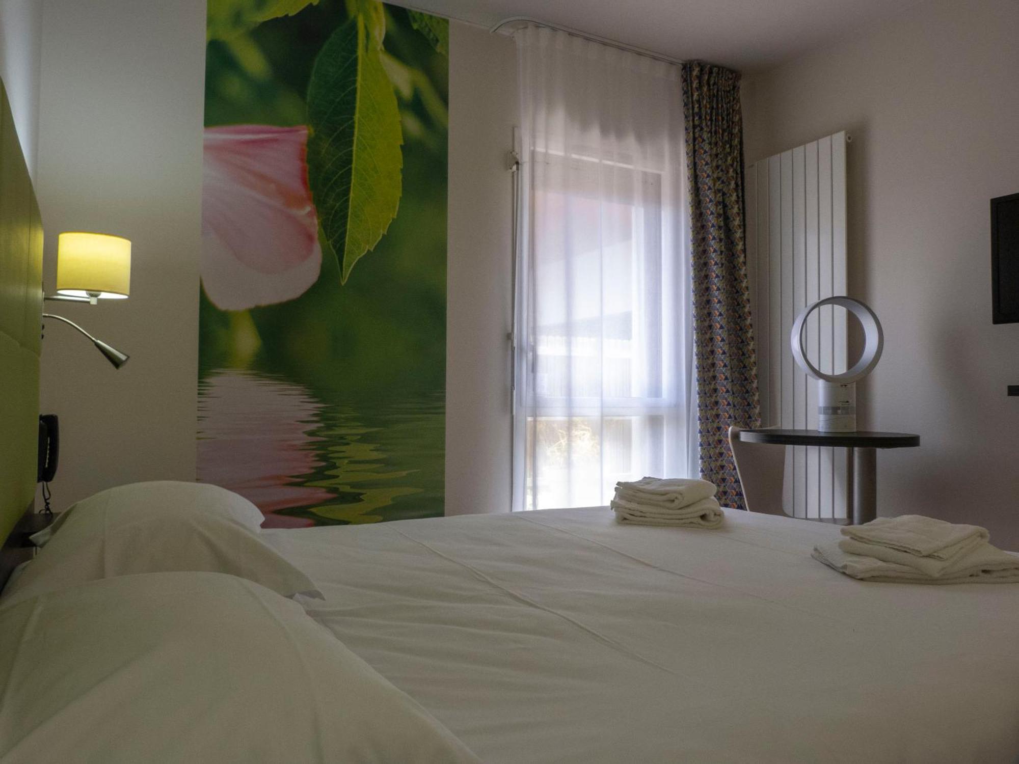 Hotel La Verriaire - The Originals La Verrie المظهر الخارجي الصورة